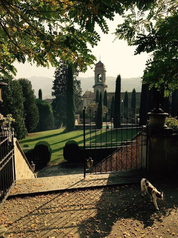 Bed and Breakfast Castello Di Coazzolo Neive Exteriér fotografie